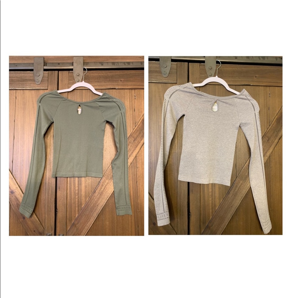 Hollister right long sleeve x2 size xs
